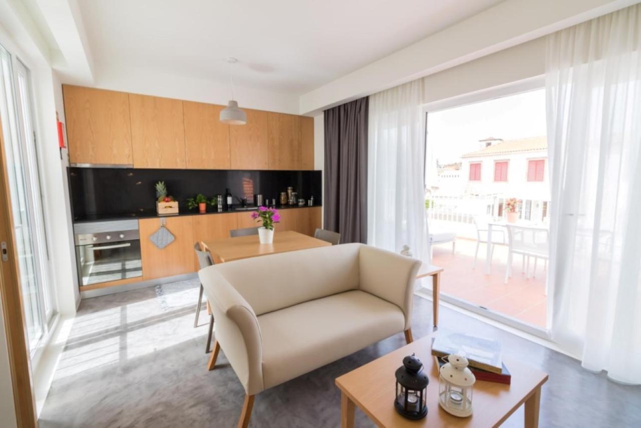 Welcome Madeira Apartments ฟุงชาล ภายนอก รูปภาพ